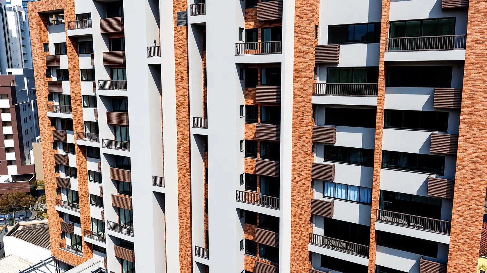 Detalhe da fachada e varandas do ALDEA Bias Fortes pronto para morar, apartamentos à venda no Lourdes, Belo Horizonte