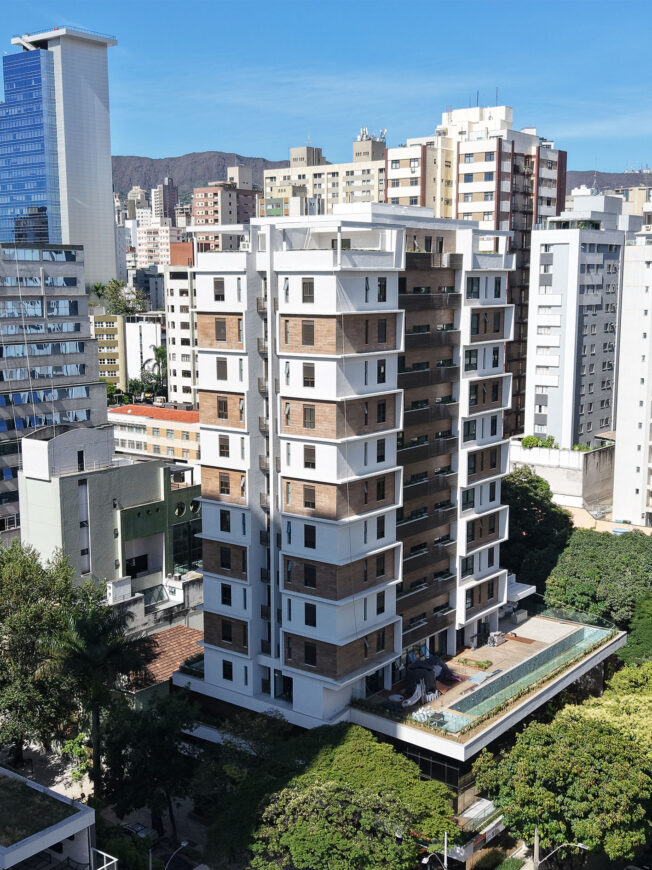 Bios em maio de 2025